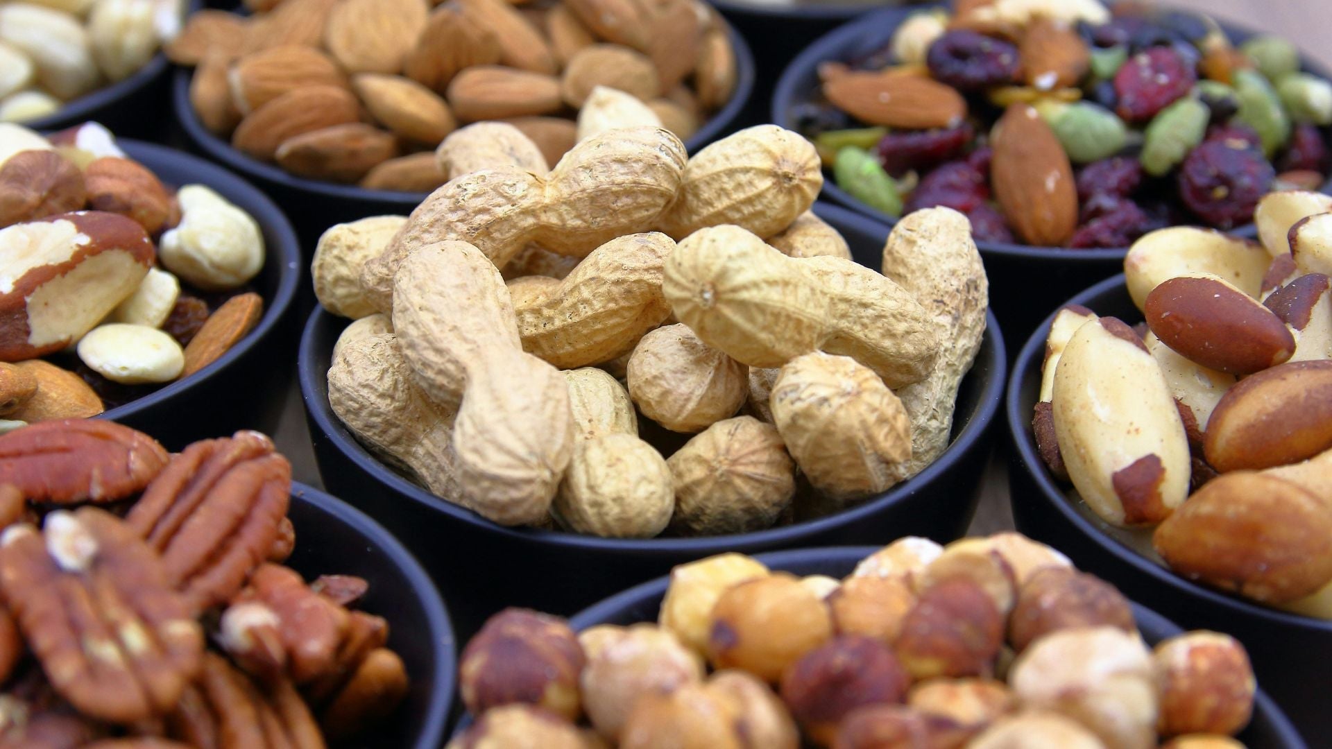 Les fruits secs  الفواكه الجافة